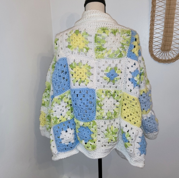 Crochet Boho Chunky Oversized Granny Square Pastel Handmade Blanket Cardigan - Picture 6 of 12
